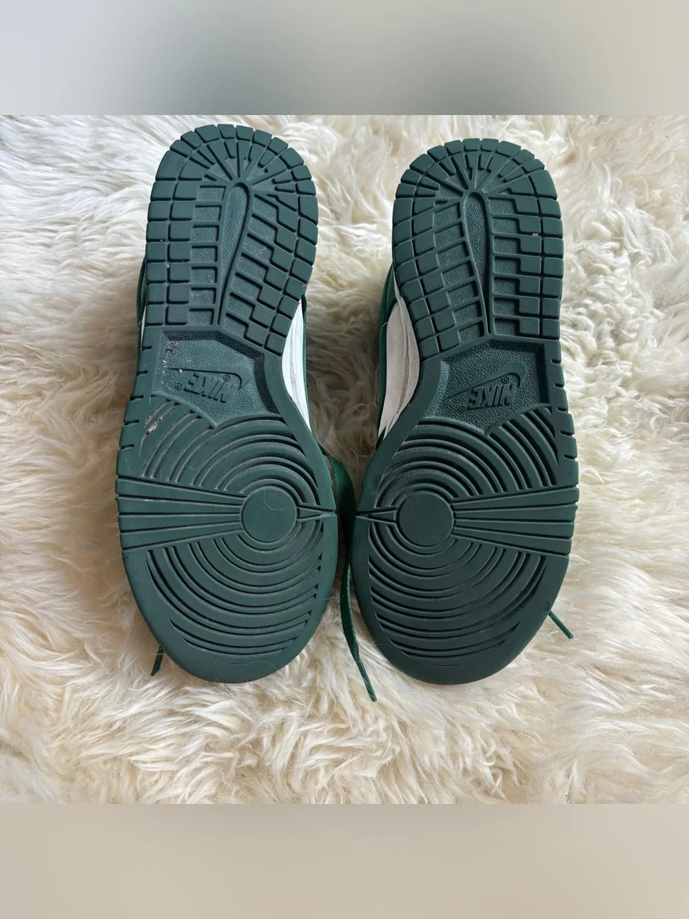 Nike Women's Dunk Low Satin Green, Size 6.